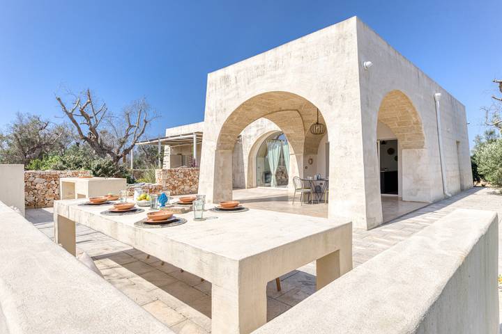Graziosa villa con piscina a 2 km dal mare in Morciano di Leuca, Golfo di Taranto