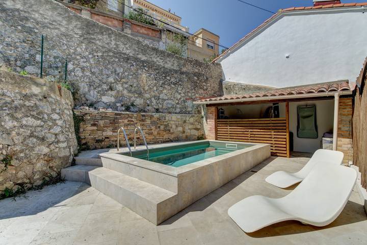 Maison de vacances pour 8 personnes, avec piscine ainsi que jardin et terrasse à Marseille