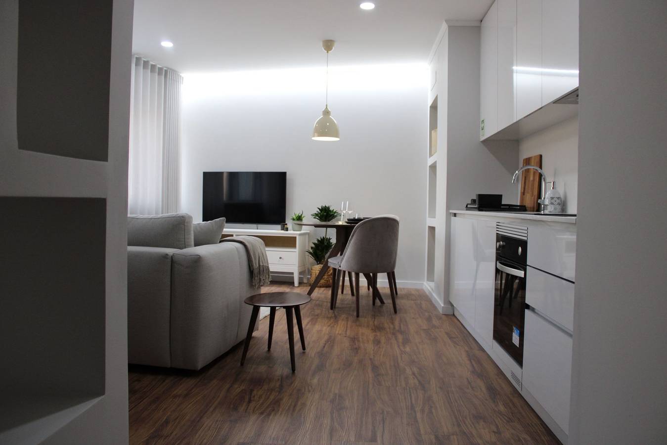 Apartamento inteiro, Apartamento de férias para 2 pessoas com varanda/terraço in Coimbra, Distrito de Coimbra