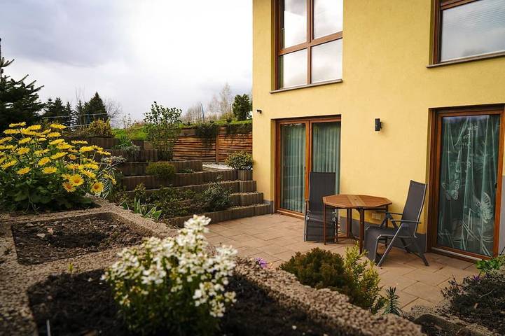 Ferienwohnung für 4 Personen, mit Terrasse und Garten in Bahretal