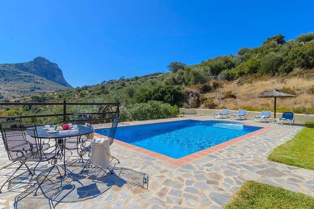 Casa vacanza a El Gastor a partire da 214€ a notte