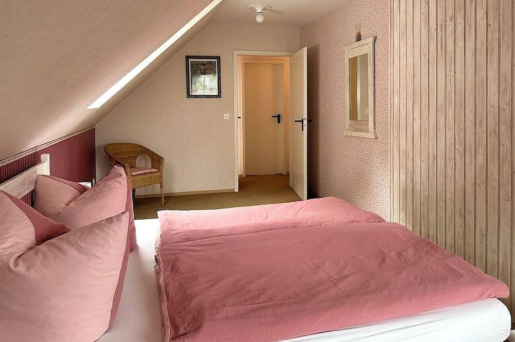 Wohnung Morgenrot im Ferienhaus Zum Badestrand in Prieros, Heidesee