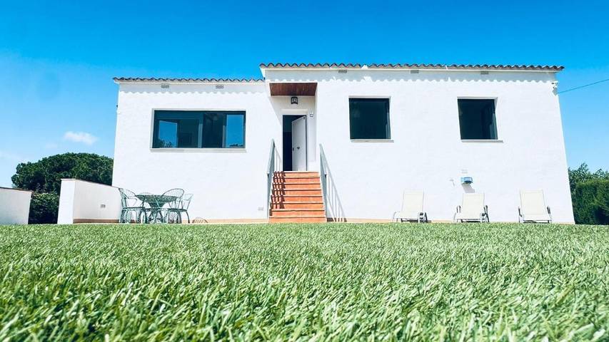 Location de vacances pour 8 personnes, avec jardin et vue dans Sant Antoni de Calonge - 4