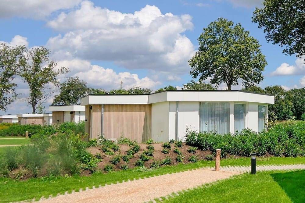 2 bedroom stunning home in Afferden in Nationaal Park De Maasduinen
