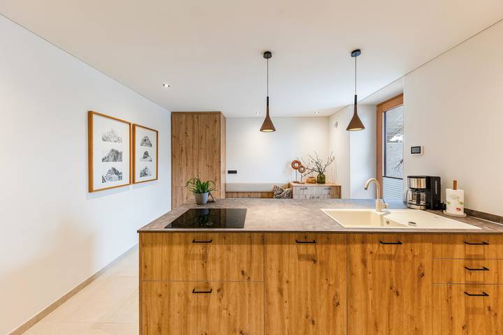 Entire apartment, Apartment 'Landhaus Silene Haus Recla' with Mountain View, Private Terrace and Wi-Fi in Sarnonico, Val di Non