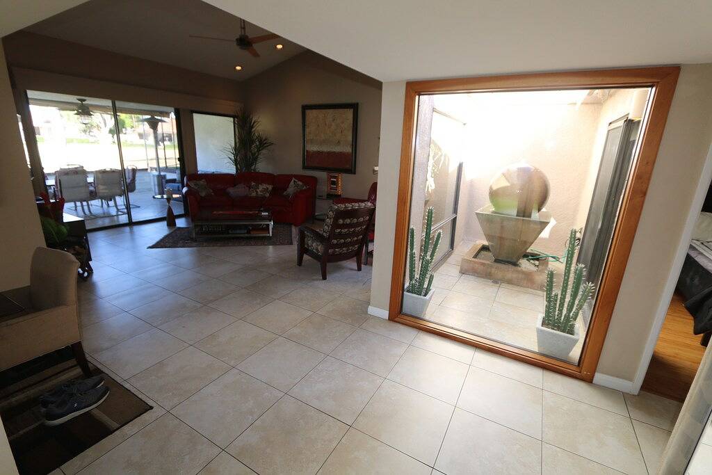 Ganze Wohnung, Luxus-Golfplatz 3 Zimmer Wohnung in Rancho Las Palmas Resort in Rancho Mirage, Coachella Valley