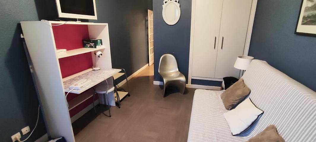 Gîte pour 2 personnes, avec balcon dans Gare De Clermont Ferrand - 2