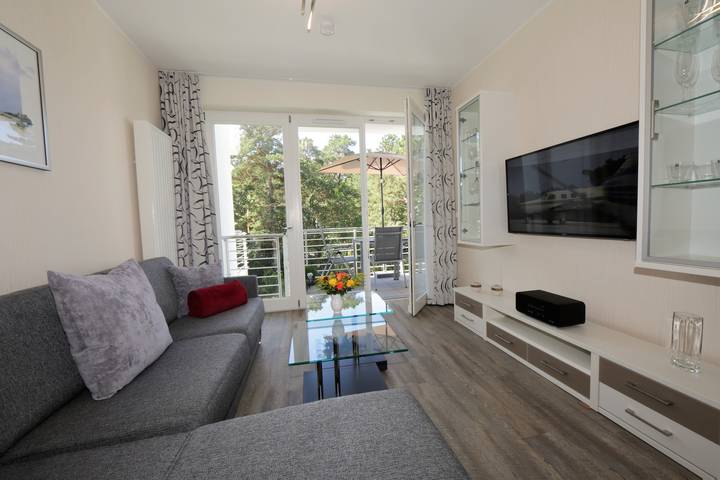 Ferienwohnung für 4 Personen, mit Balkon und Sauna in Ahlbeck