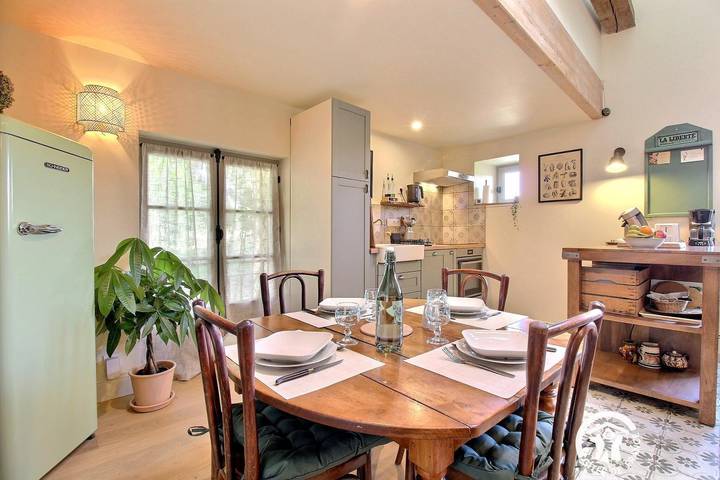 Gîte pour 4 personnes, avec jardin à Malansac - 2