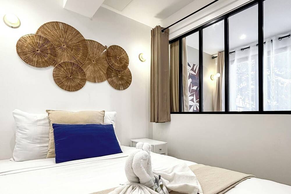 Entire apartment, Hoche A 13 - Two Bedroom Apartment, Sleeps 5 in Le Pré-Saint-Gervais, Seine-Saint-Denis