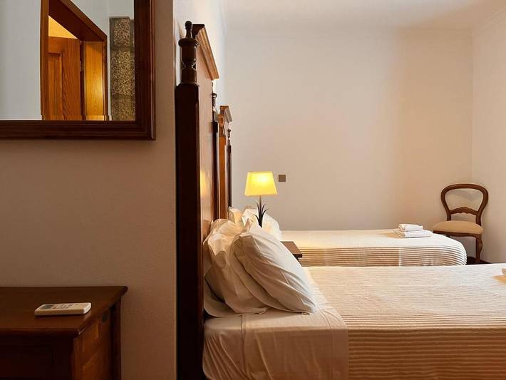 Location de vacances pour 2 personnes, avec jardin ainsi que piscine et terrasse dans Pedraça - 4