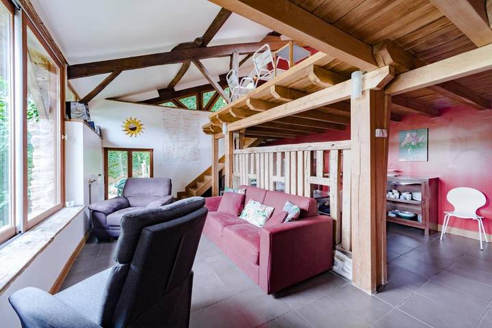 Location de vacances pour 2 personnes, avec sauna et piscine ainsi que vue et jardin à Saint-Priest-sous-Aixe - 3