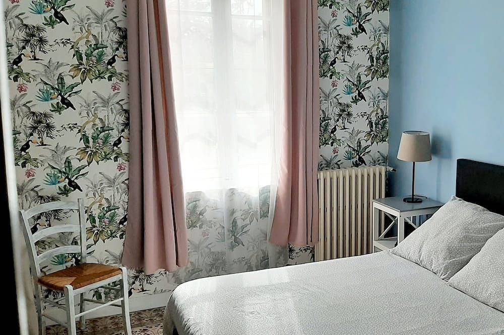 Wunderschönes Mas Provençal mit 3 Bed And Breakfast + Pool in Cavaillon, Regionaler Naturpark Luberon