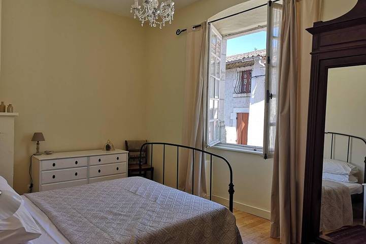 Location de vacances pour 6 personnes, avec Piscine à Saint-Pardoux-la-Rivière - 2