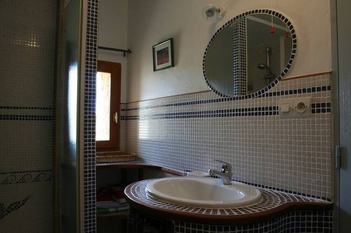 Location de vacances pour 4 personnes, avec jardin à Villecroze - 3