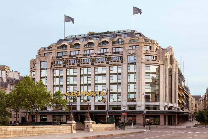 Hôtel pour 3 personnes, avec sauna ainsi que balcon et piscine