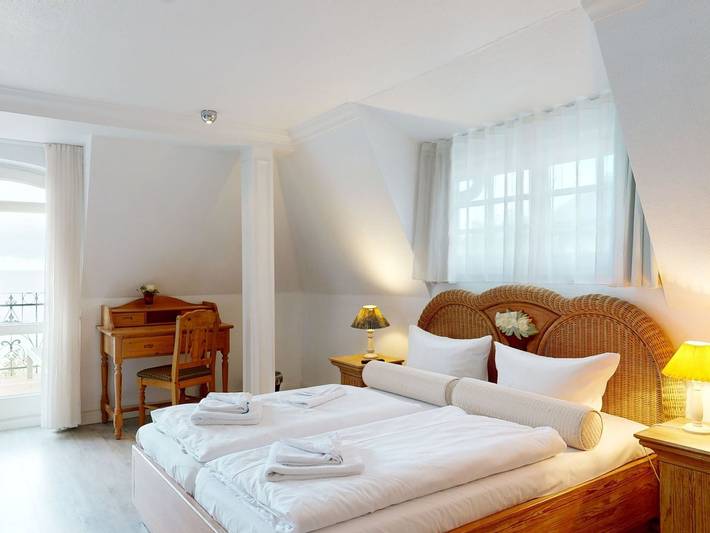 Ferienwohnung für 6 Personen, mit Sauna und Balkon, kinderfreundlich in Binz - 4