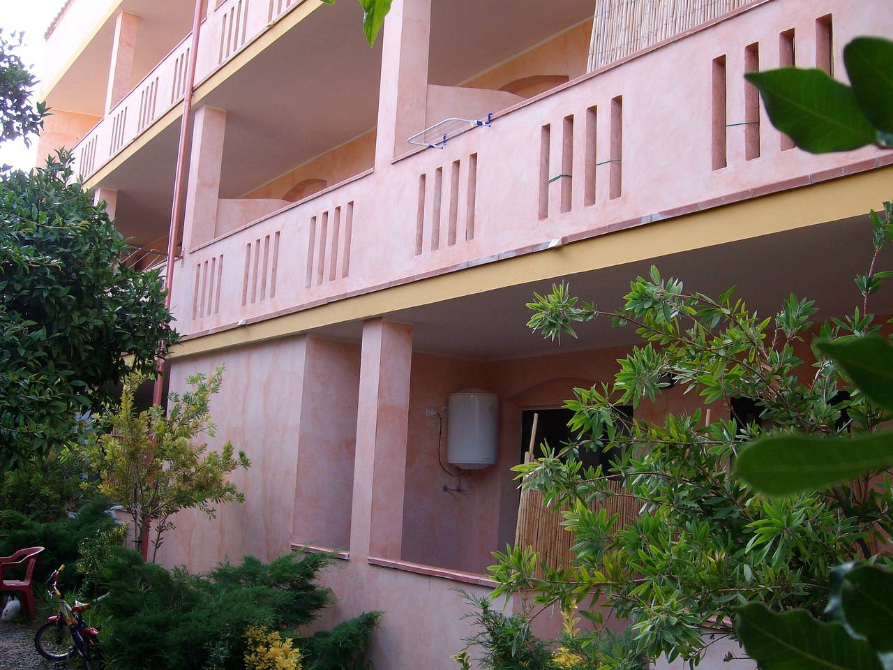 Sa Domu Sarda - Rumpus Zimmerwohnung in einer Doppelhaushälfte mit separatem Eingang in Piscinas, Carbonia-Iglesias Provinz
