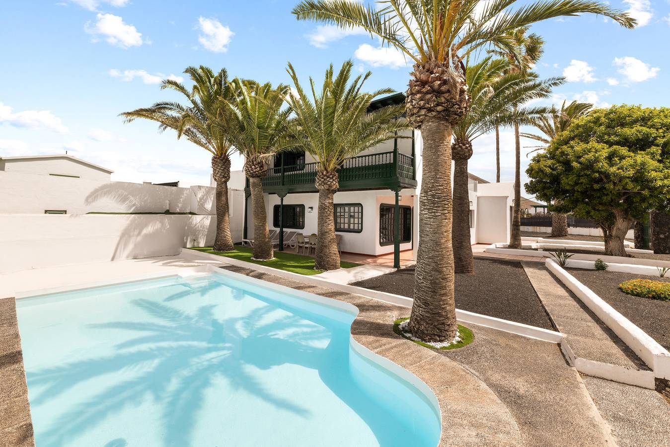 Santa Rosa Tinajo by Escape Home in Mancha Blanca, Tinajo