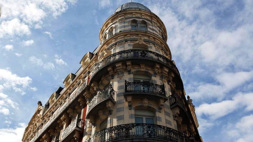 Hôtel pour 3 personnes, avec balcon dans Grotte de Massabielle - 2