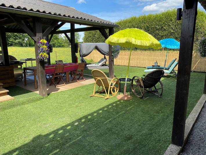 Chambre d’hôte pour 6 personnes, avec jacuzzi et jardin, animaux acceptés à Maubert-Fontaine