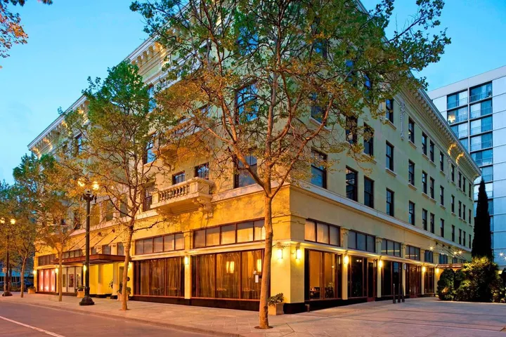 Hotel para 4 personas - 1