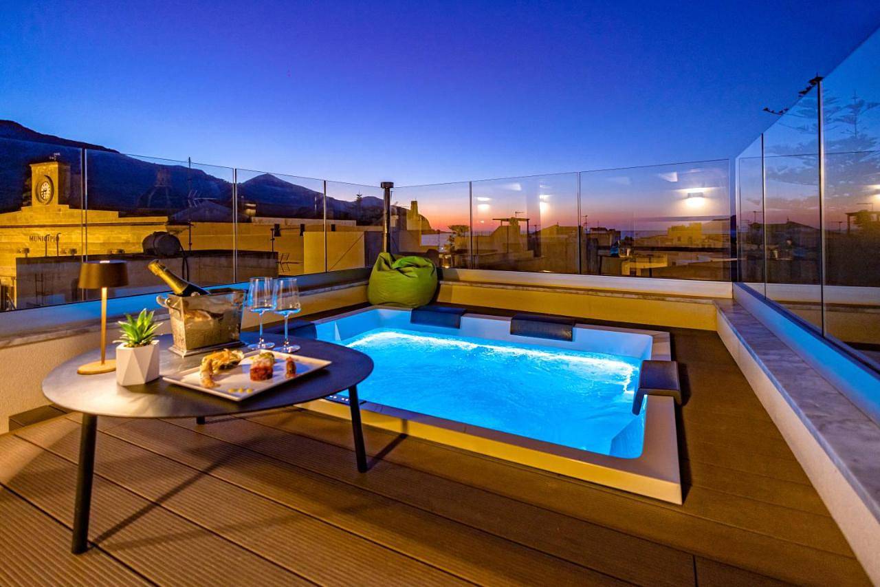Mazzini Accommodation in Favignana città, Favignana