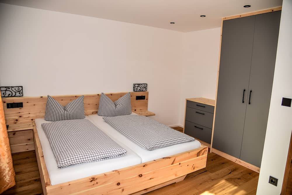 Apartamento inteiro, Apartamento de 4 estrelas com varanda virada a sul para 5 - 8 pessoas in Amerang, Rosenheim (distrito)