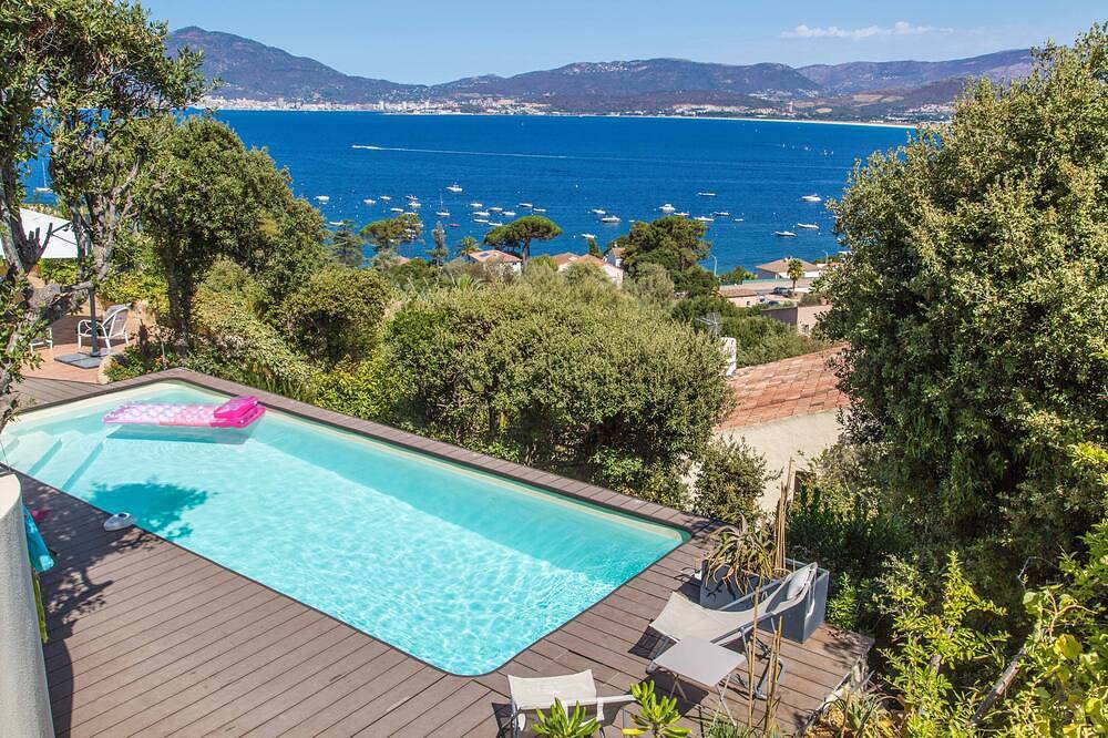 Villa à Porticcio avec piscine et vue exceptionnelle sur le golfe in Porticcio, Grosseto-Prugna