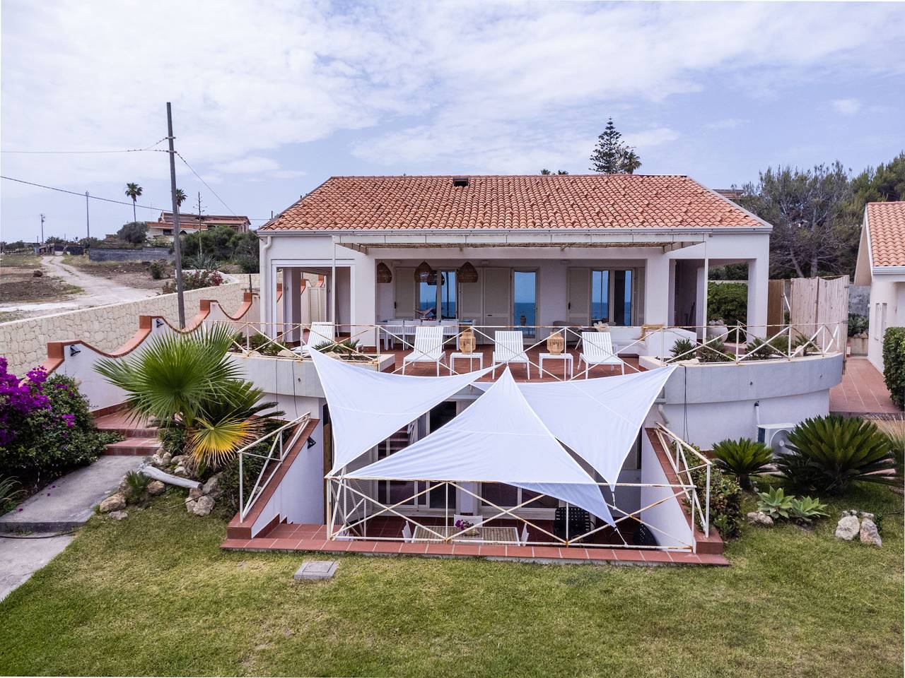 Villa Acqua Saracena by Wonderful Italy in Costa Saracena, Siracusa e dintorni