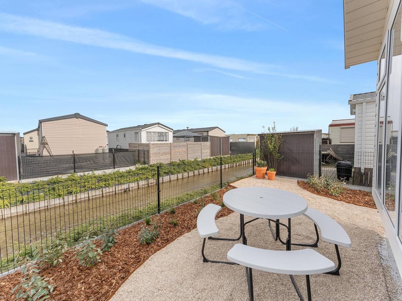 Maison mobile confortable entourée par nature in Wenduine, Le Coq