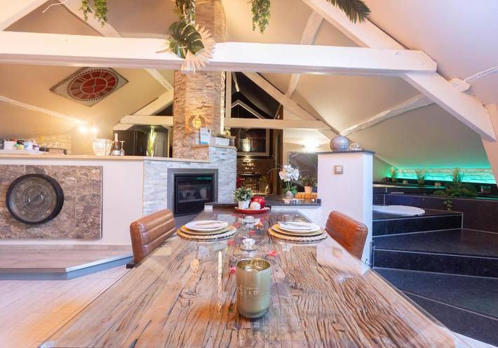 Gîte pour 4 personnes, avec terrasse et sauna ainsi que jacuzzi et piscine, animaux acceptés dans Polleur - 3