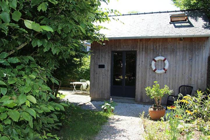 Location de vacances pour 2 personnes, avec jardin à Pleudihen-sur-Rance