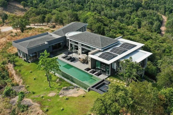 Villa pour 8 personnes, avec sauna et piscine ainsi que vue et jardin dans Koh Samui
