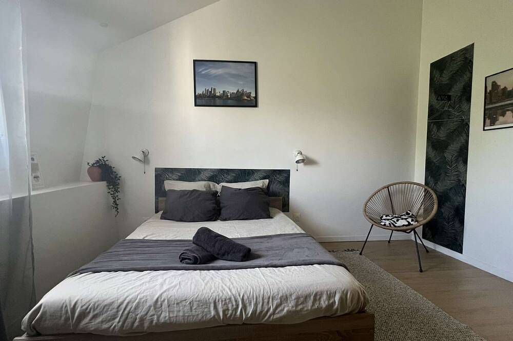 Entire apartment, 5-minute walk from Tgv station in Châtellerault, Vienne