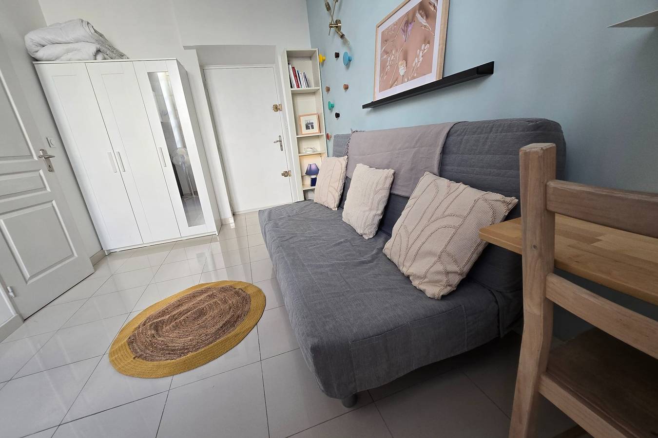Entire studio, Charming studio in the crest in Nîmes, Nimes region