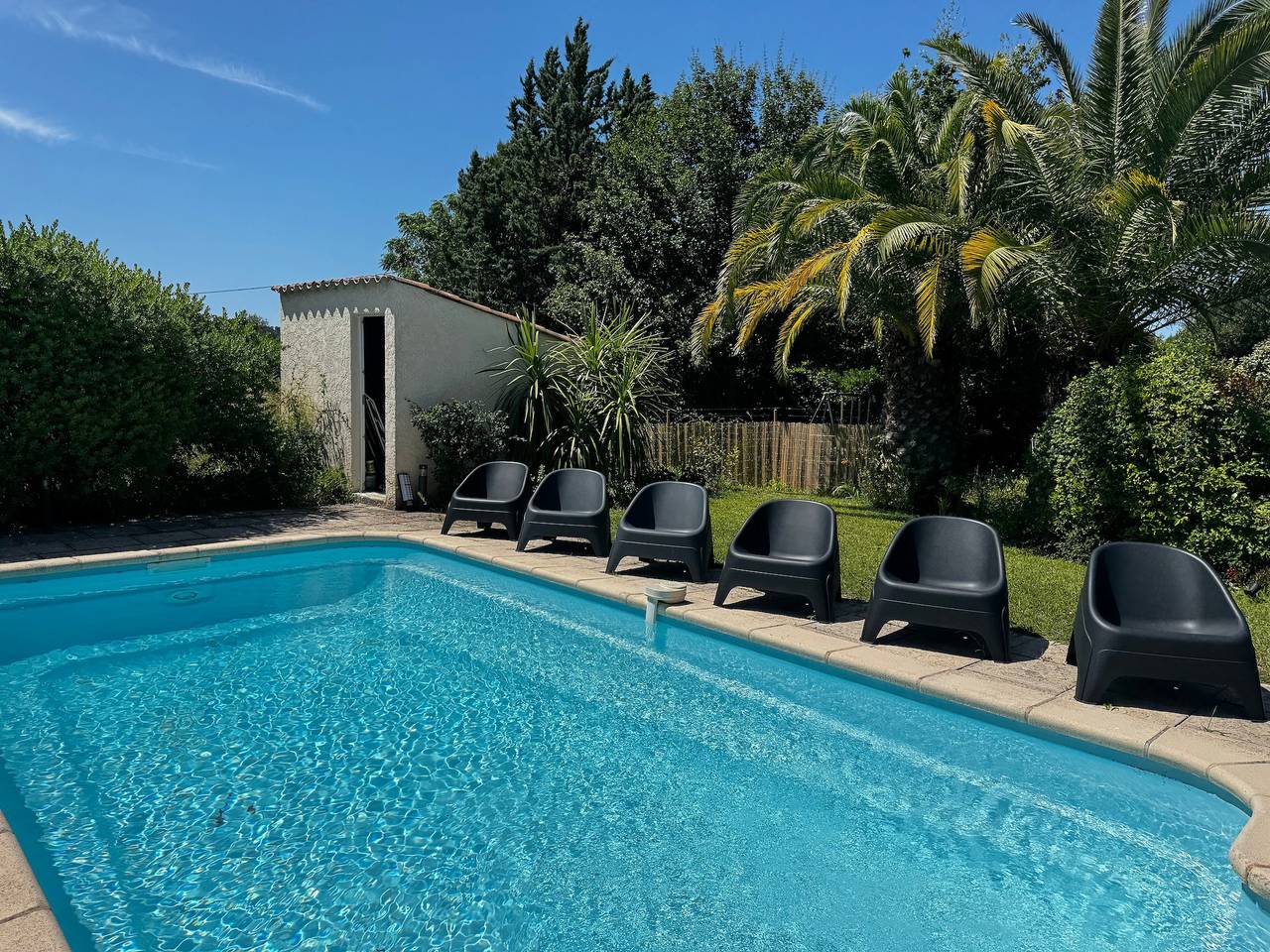 Maison de Claud avec vue sur la montagne, Wi-Fi et climatisation in La Cadière-d'Azur, Côte méditerranéenne (France)