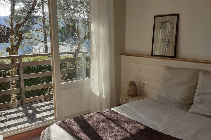 Location de vacances pour 7 personnes, avec balcon et jardin, animaux acceptés dans Lac de Vouglans - 4