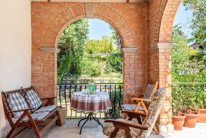 Casa vacanze 'Casa San Francesco Rapolano' con terrazza privata, giardino privato e Wi-Fi in Rapolano Terme, Siena e dintorni
