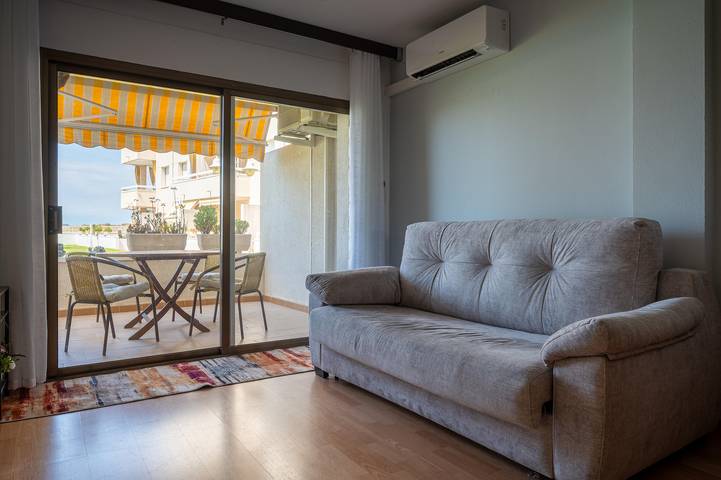 Appartement entier, At156 Popea: Rez-de-chaussée avec piscine et A/C, 5 min de la plage in Creixell, Costa Dorada