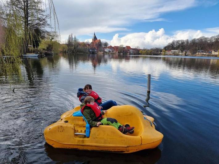 Ferienhaus für 2 Personen, mit Ausblick und Garten sowie Sauna und Seeblick, mit Haustier in Kreis Herzogtum Lauenburg - 3