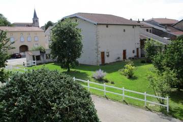 Gîte pour 7 personnes, avec jardin dans Esley