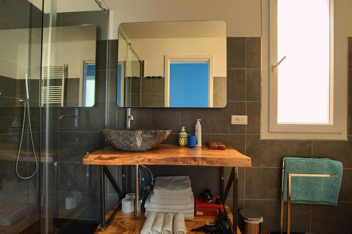 Gîte pour 6 personnes, avec balcon/terrasse, adapté aux familles à Bordighera - 3