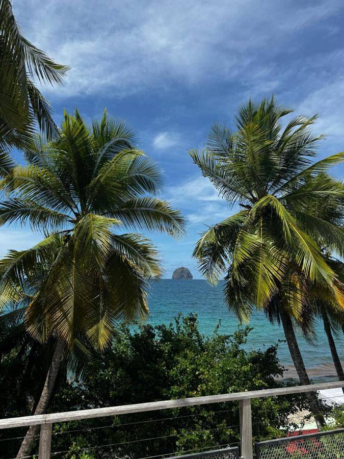 Apartahotel para 4 personas, con terraza y vistas además de piscina y piscina para niños en Caribe