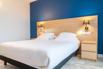 Hôtel pour 2 personnes, avec vue sur le lac ainsi que terrasse et vue, animaux acceptés à Bellerive-sur-Allier