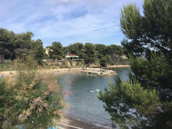 Gîte pour 3 personnes, avec Balcon et Terrasse dans Calanque de Cap Rousset