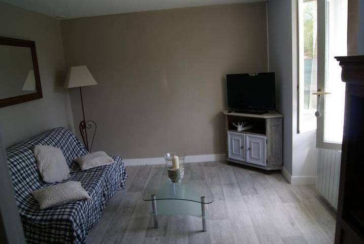 Location de vacances pour 4 personnes, avec terrasse et vue à Briantes - 4