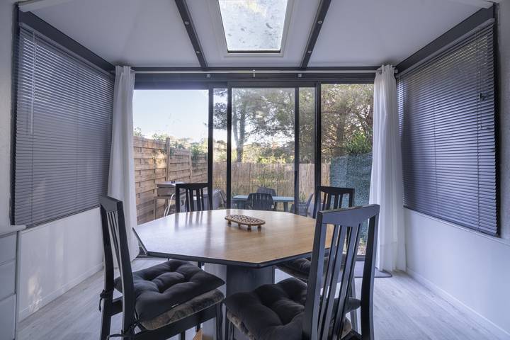 Location de vacances pour 3 personnes, avec jardin à Le Pradet