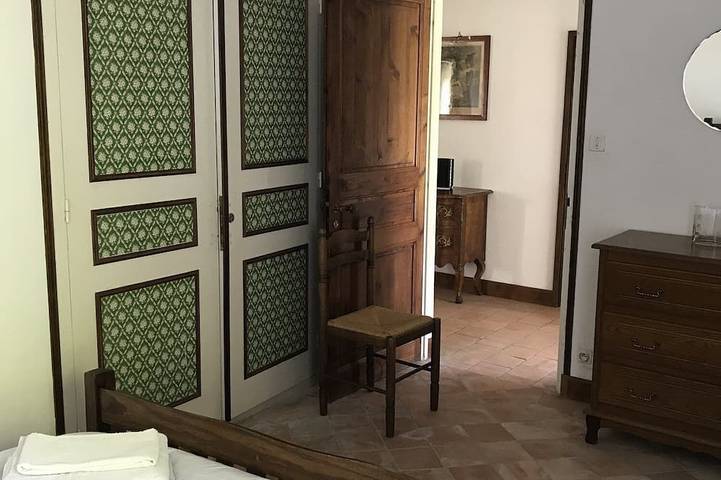 Location de vacances pour 7 personnes, avec balcon ainsi que jardin et piscine à Poullignac - 4