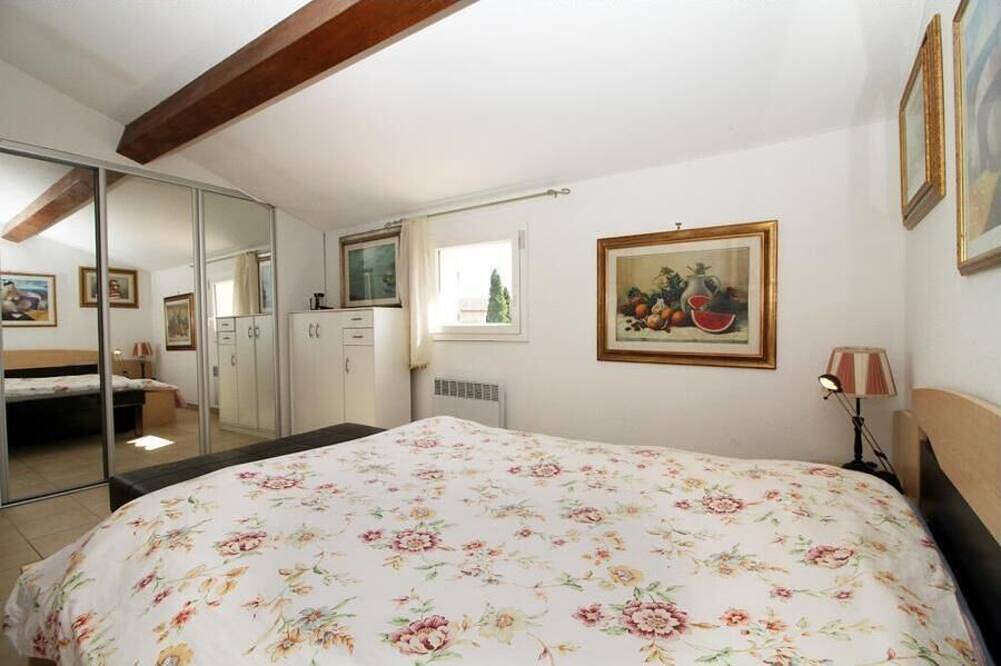 Villa elegante y tranquila con jardín y piscina. in Valbonne, Region de Cannes
